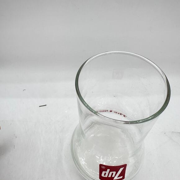 X2 1970s Vintage 7UP The Uncola Upside Down Glass Tumbler bar 16oz - Picture 7 of 8